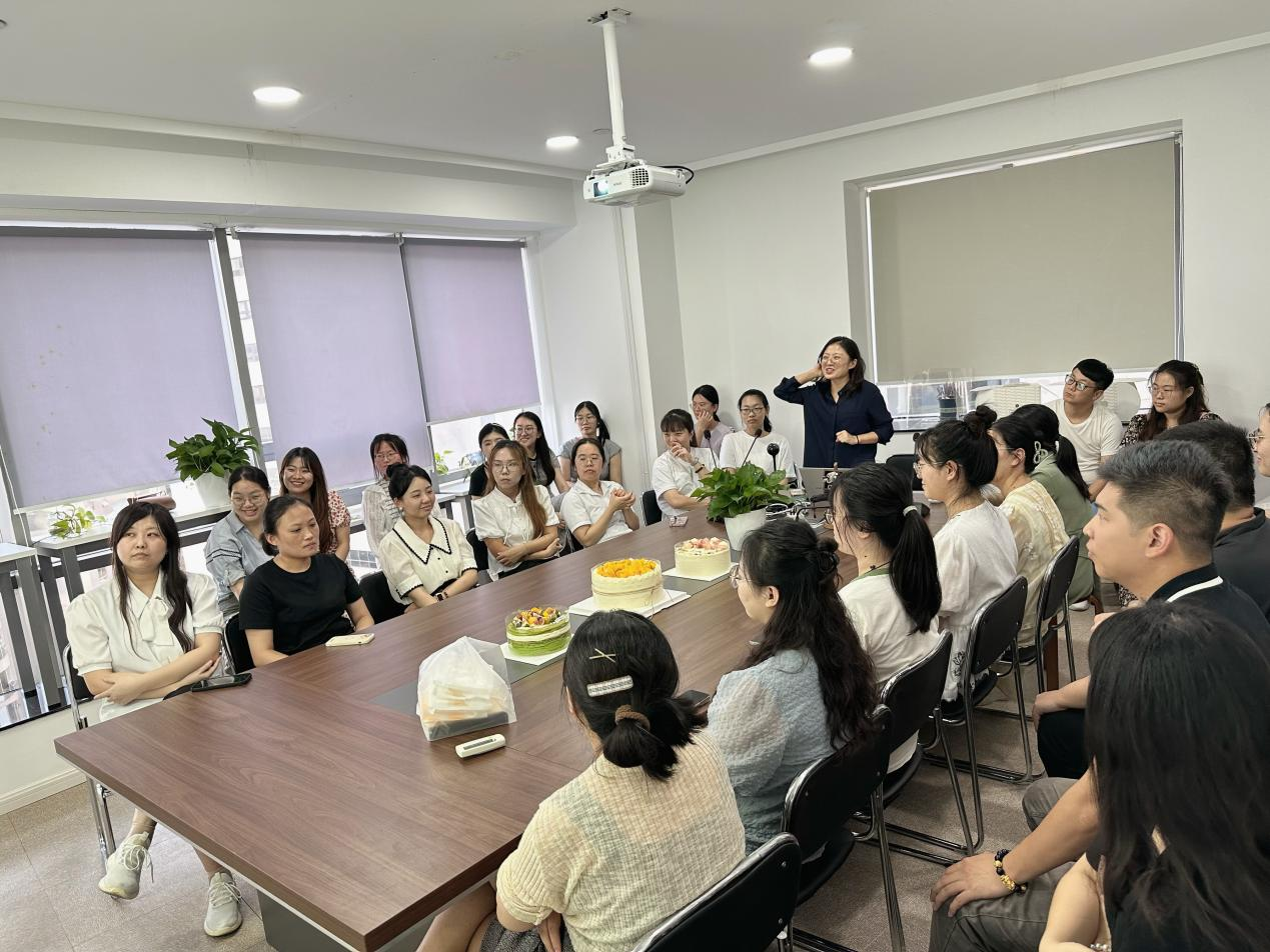 為幸福加碼，快樂(lè)不止一“夏”——青島分公司生日迎新會(huì)